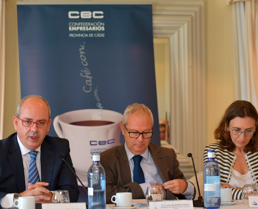 Café con el delegado de la Junta de Andalucía en la provincia de Cádiz