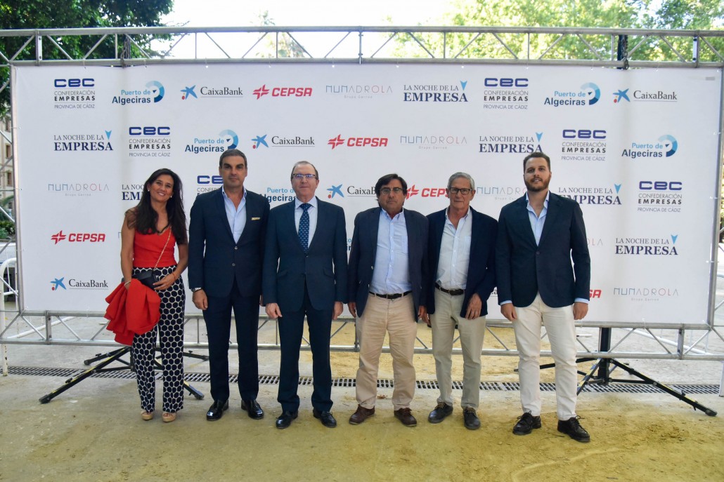 NOCHE DE LA EMPRESA CEC (1)-1