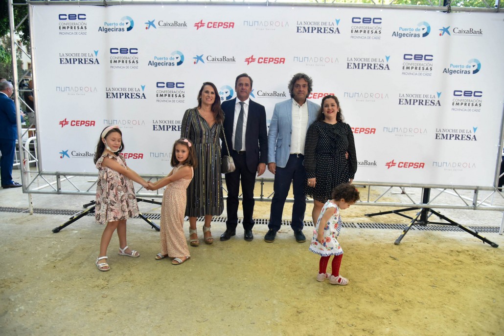 NOCHE DE LA EMPRESA CEC (225)-45