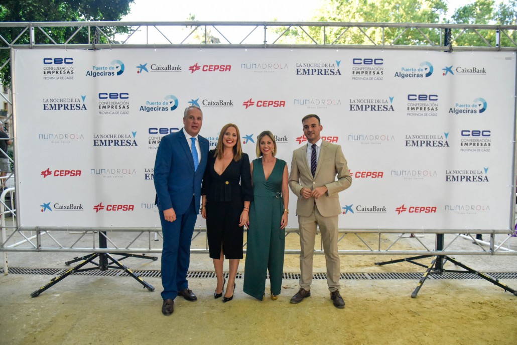 NOCHE DE LA EMPRESA CEC (252)-51