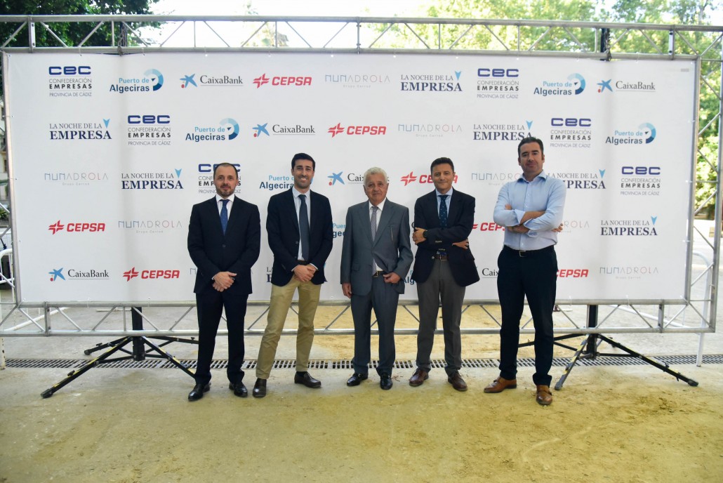 NOCHE DE LA EMPRESA CEC (69)-18