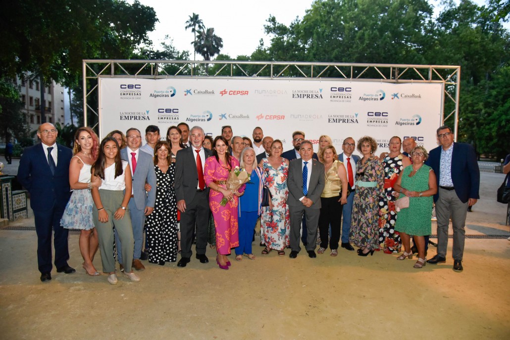 NOCHE DE LA EMPRESA CEC (897)-56