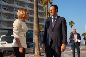 III Foro de inversión _Cádiz. - Presidenta - foto Reyna-1621