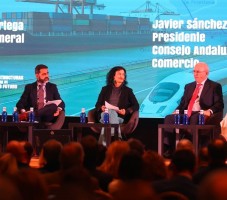 Mesa redonda agentes sindicales y empresariales